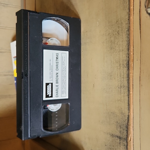 Vintage A Charlie Brown Christmas VHS movie - Picture 7 of 7